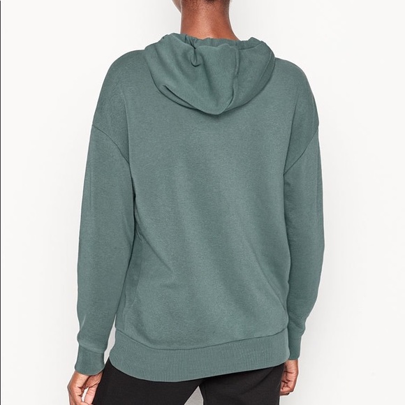 Victoria’s Secret Stretch Fleece Pullover Hoodie - Picture 10 of 10